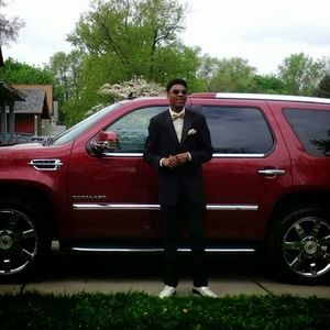 Meet your Posher, Avor